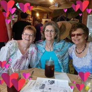 Meet your Posher, Catherine